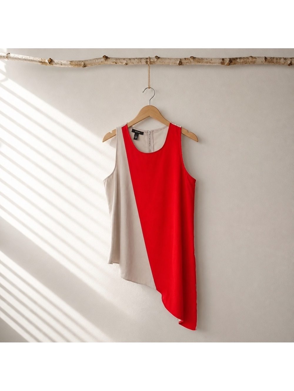 Alfani Spicy Red and Beige Asymmetrical Sleeveless Top Size 12 NWT - Picture 2 of 6